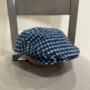 Newsboy cap